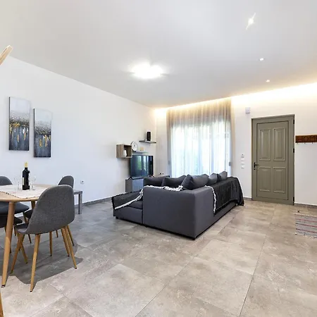 Olive Tree Garden Holiday home