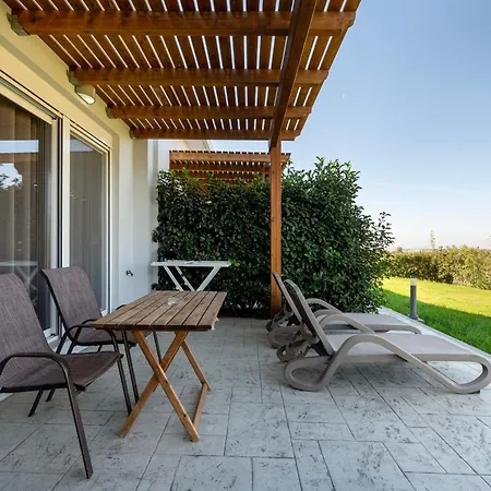 Holiday home Olive Tree Garden Linopotis